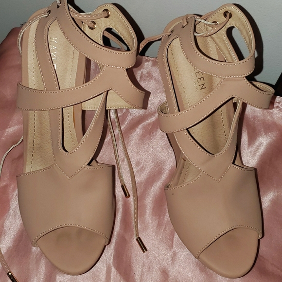 Dusty Pink Wedge Heel with lace back - Picture 2 of 3